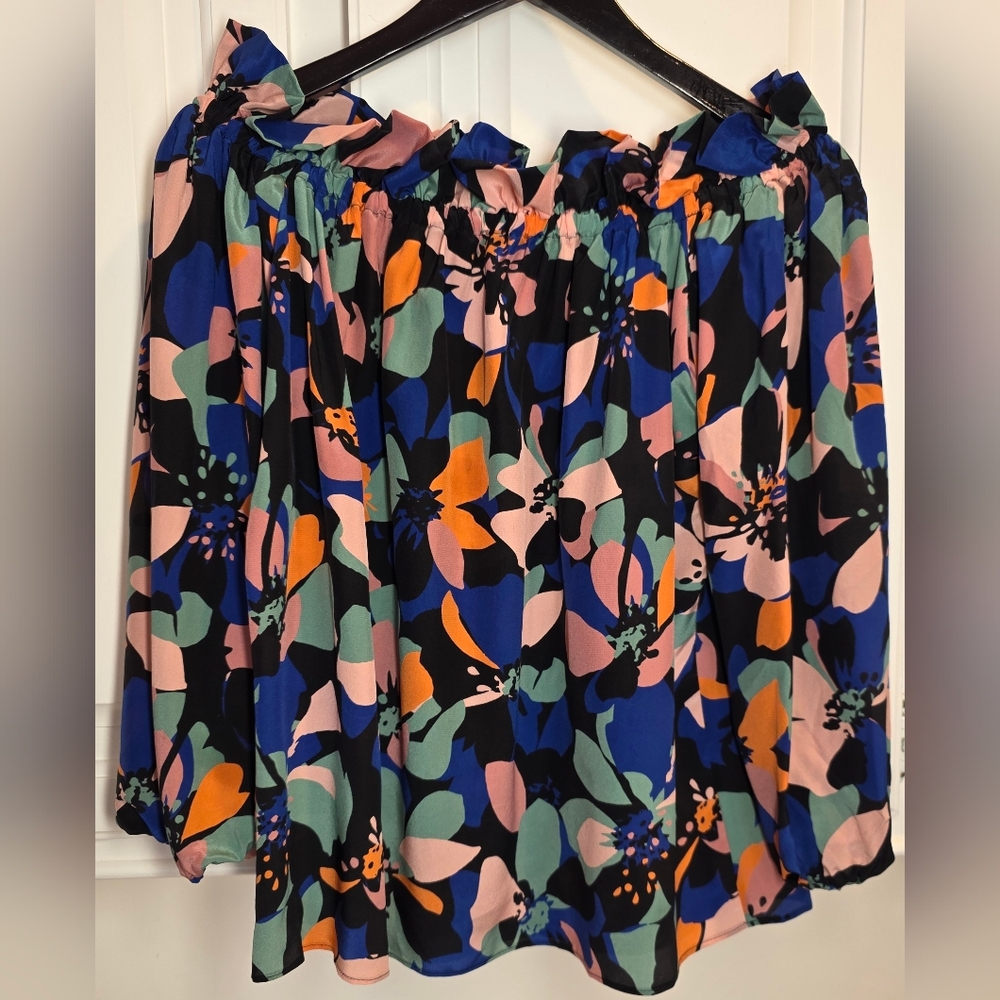 Tucker 100% Silk Floral Off Shoulder Blouse XS Boho Summer Festival Top - Picture 2 of 9